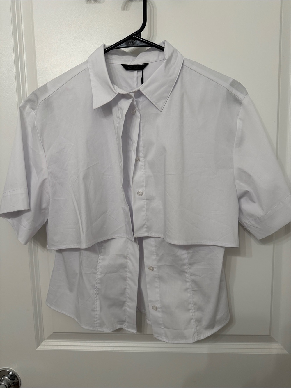 Zara White Cropped Button-Up Shirt – Size S